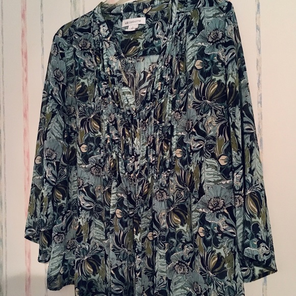 LIZ CLAIBORNE Sheer Blouse - Picture 4 of 8